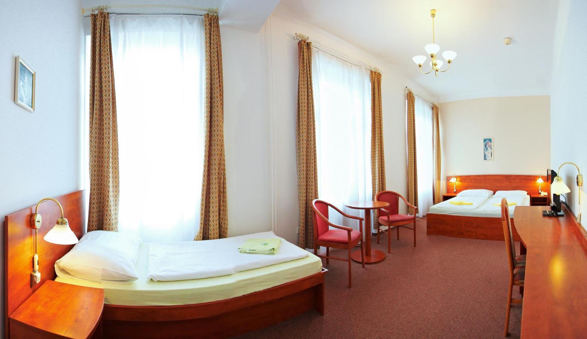 Wellness Hotel Central Klatovy Εξωτερικό φωτογραφία